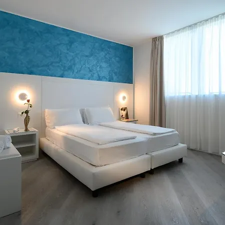Grand Playa 4* Ліньяно-Сабб'ядоро