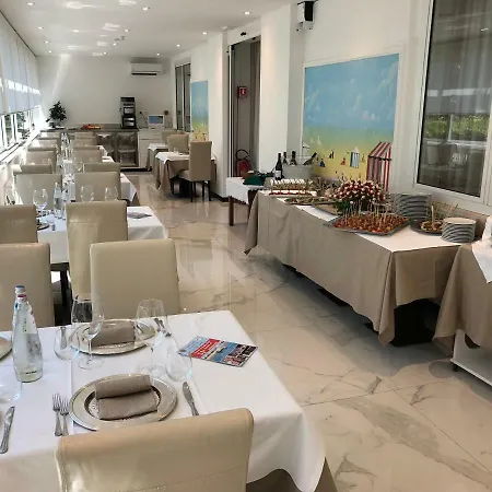 Grand Playa Готель 4*